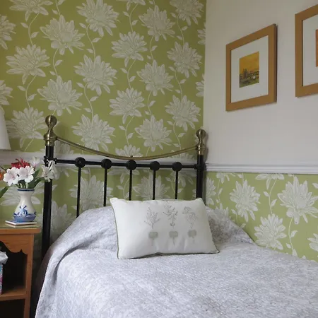 Avondale 3* York